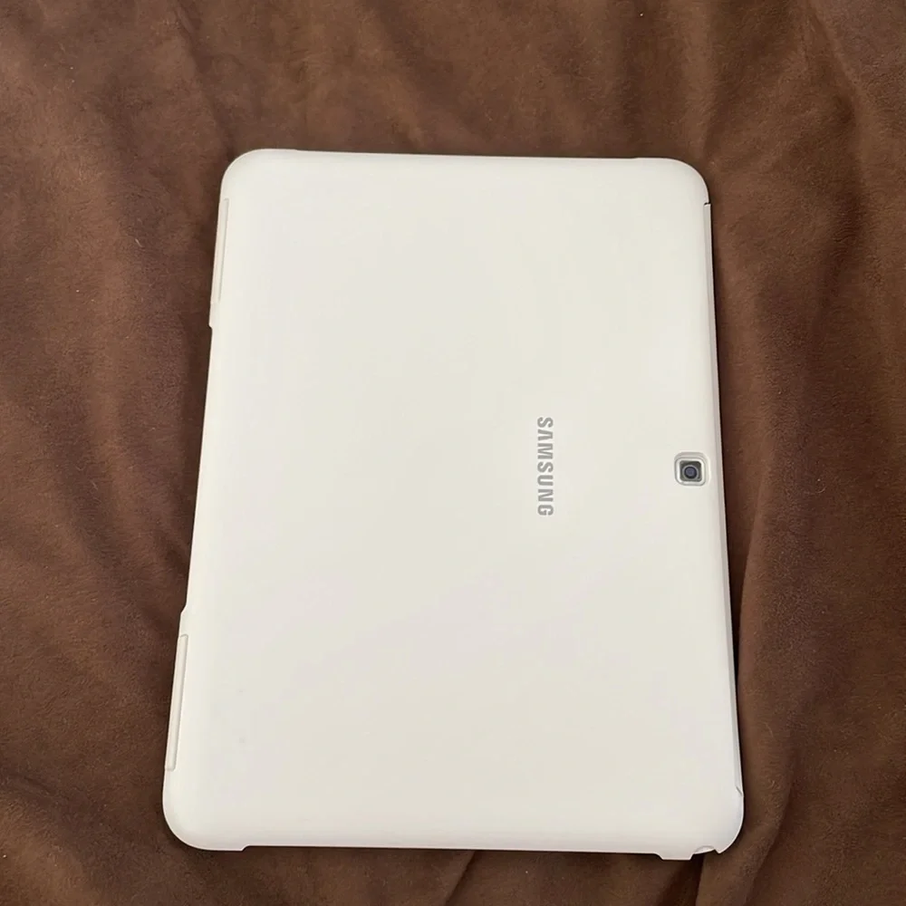 galaxy tab sm-t530nu tablet 16 gig Never used. With case